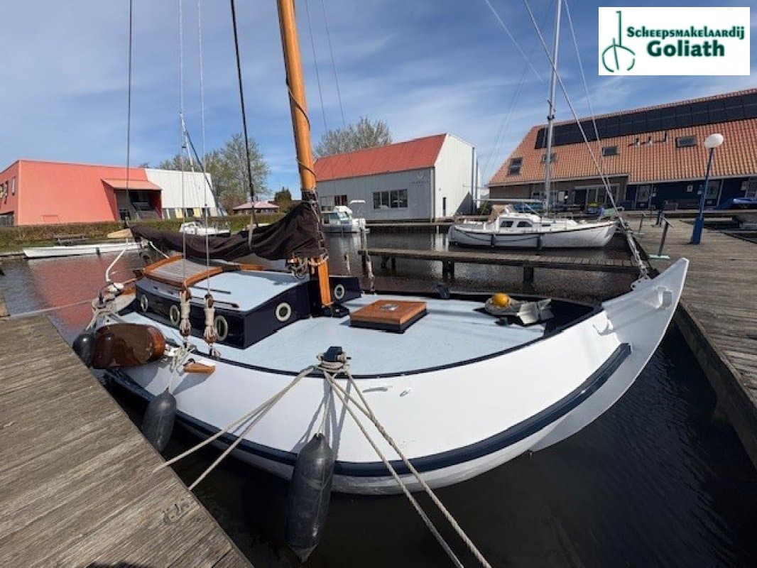Vollenhovense Bol 8.10 · 1979 en venta en Países Bajos y Bélgica