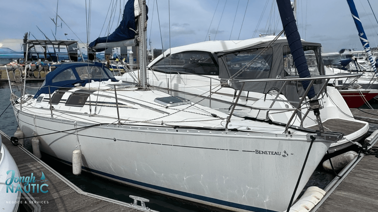 Beneteau First 32 S 5 · 1989 for sale in Brittany