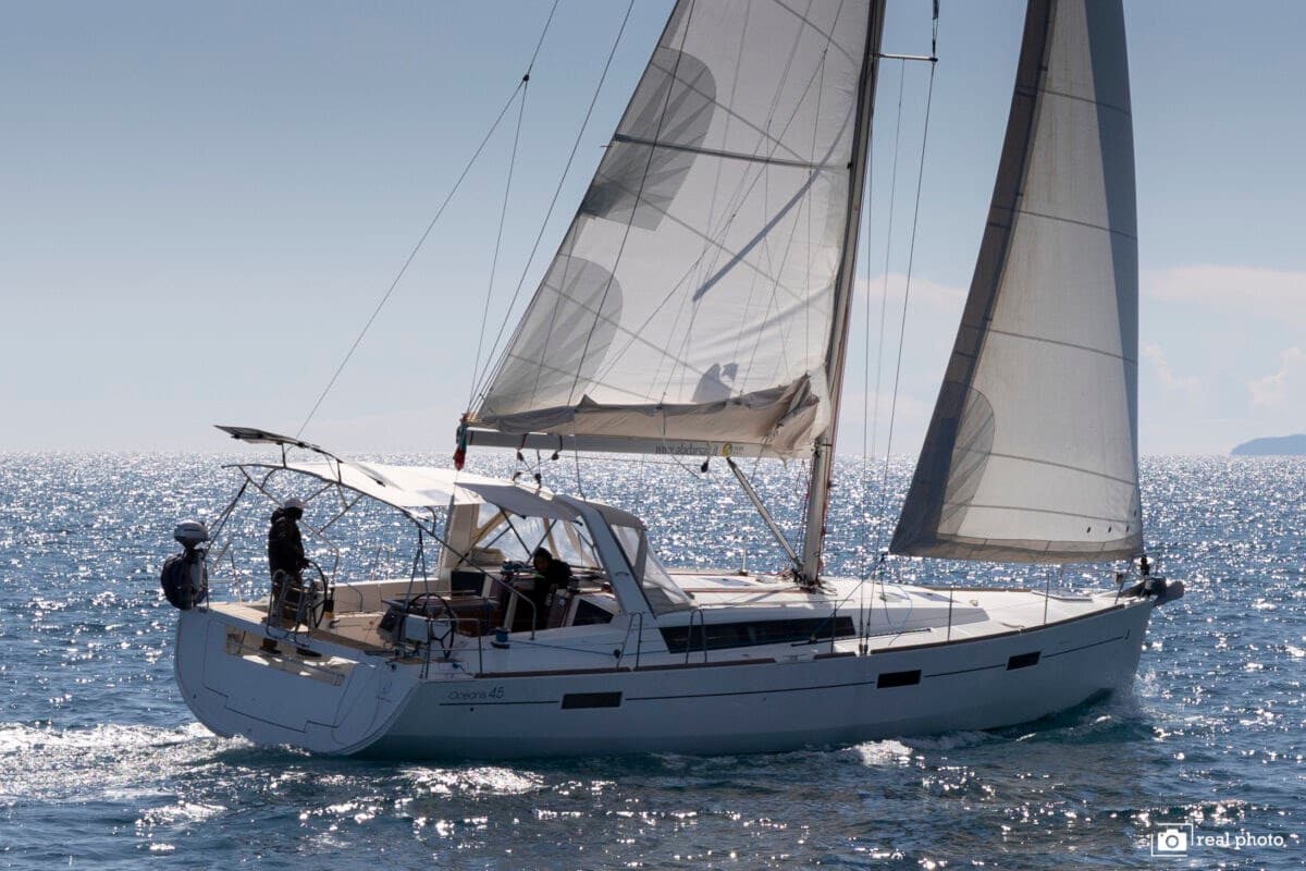 Beneteau Oceanis 45 · 2017 en venta en Toscana (Livorno y Elba)