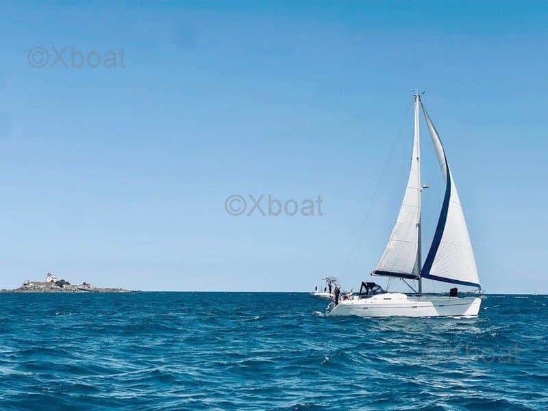 Beneteau OCEANIS 393 CLIPPER · 2005 en venta en Bretaña
